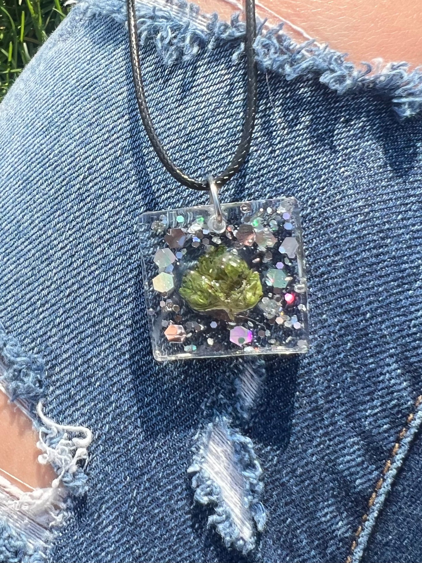 Necklace: Glitter Stoner Pendant