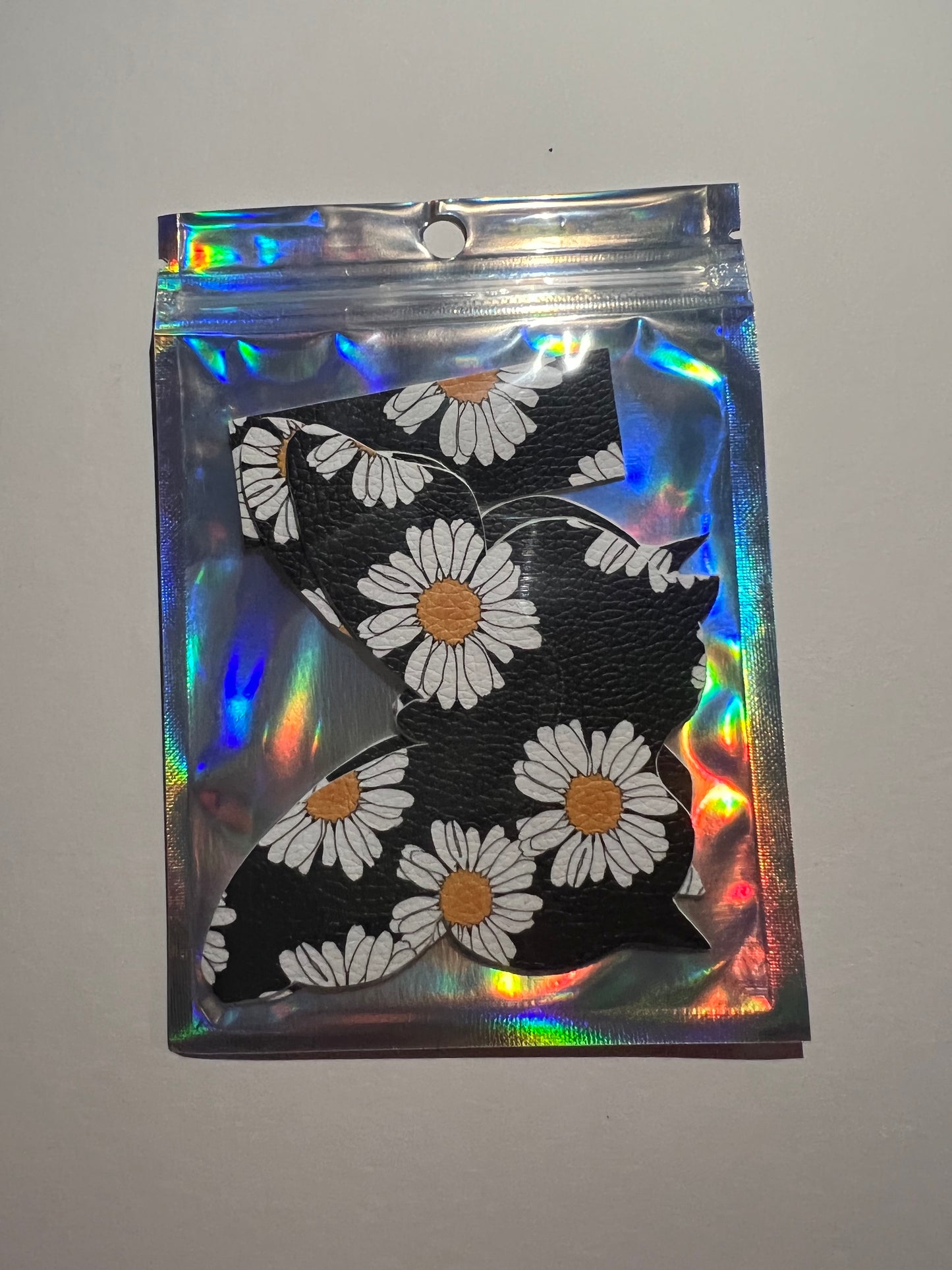 Pasties: Black Daisy Flowers Pasties