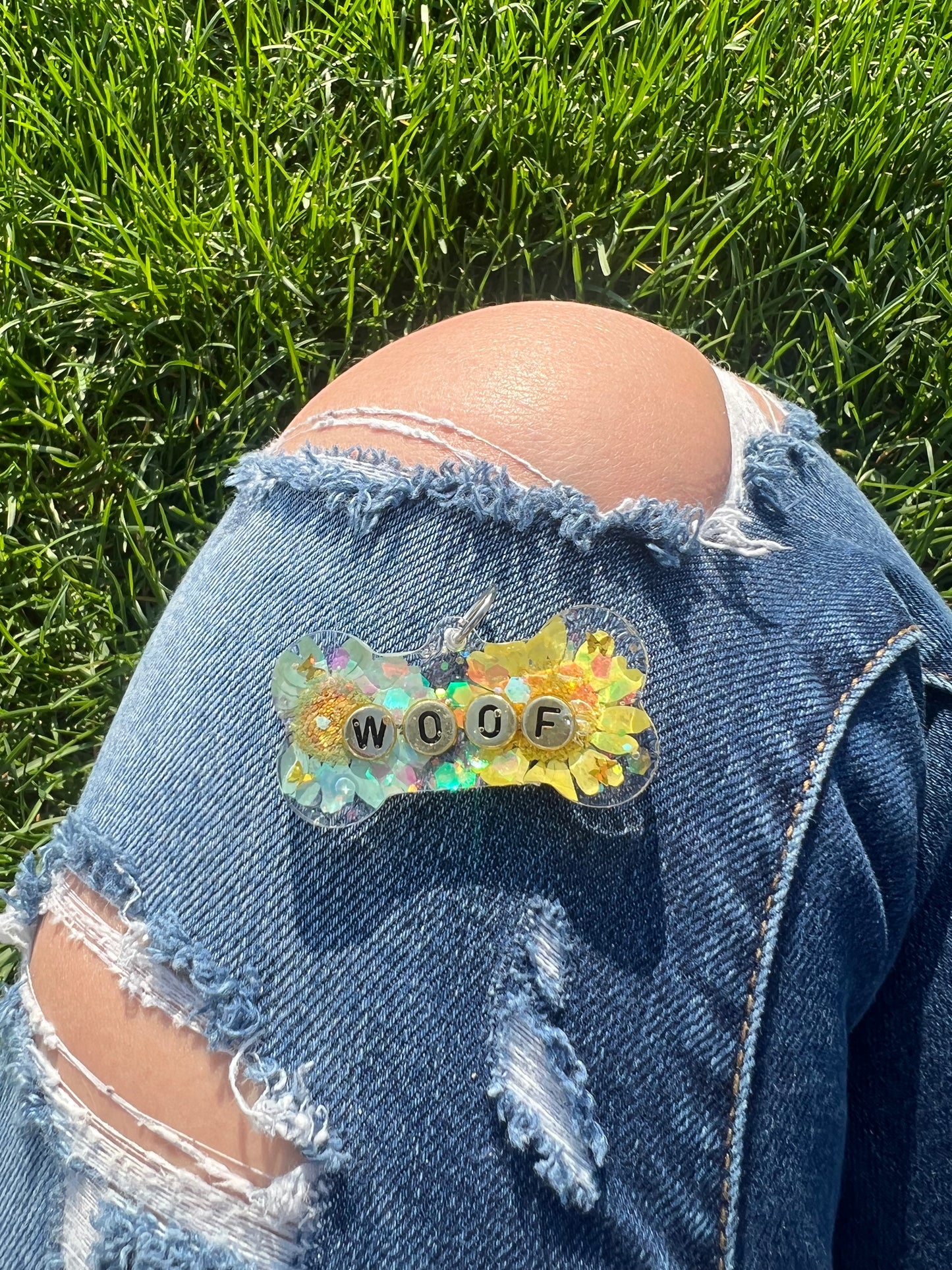 Rave Pets: Yellow Flower Woof Tag