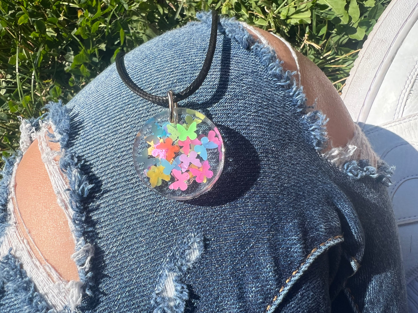 Necklace: Butterfly Circle Pendant